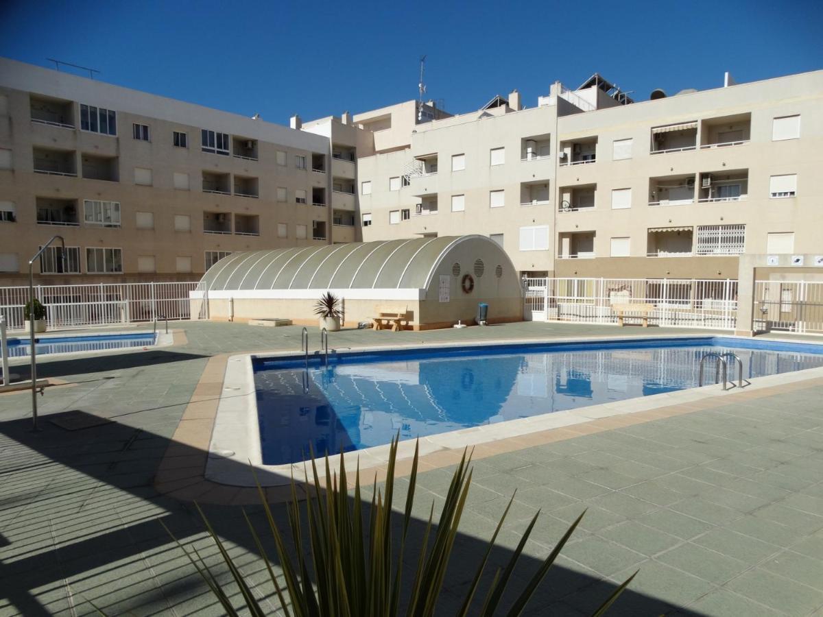 Apartamento Laguna Rosa 托雷维耶哈 外观 照片